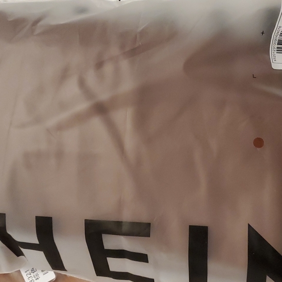 Shein plus women's vegan leather pants - Picture 5 of 10